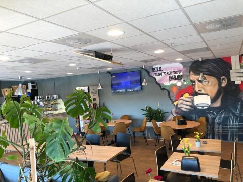 Coffee shop