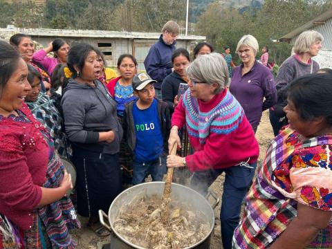 Internasjonal kvinnesolidaritet