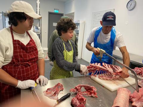 Eidsvoll Bygdekvinnelag inviterer elever ved lokale barne- og ungdomsskoler til å delta i prosjektet «Fra jord til bord – fremtidens beredskap». Foto: Eidsvoll Bygdekvinnelag.