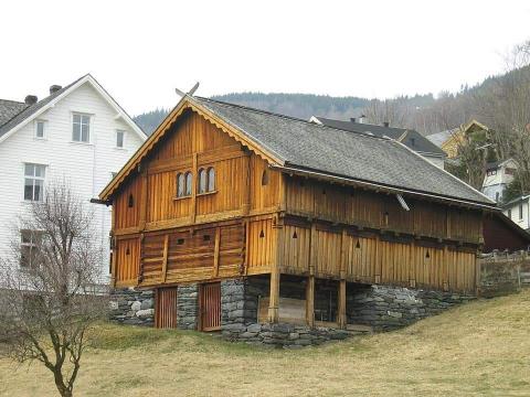 Finneloftet, eit unikt bygg frå år 1295.  foto: Perplex