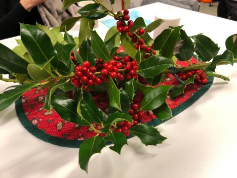 Juledekorasjon med kristorn.