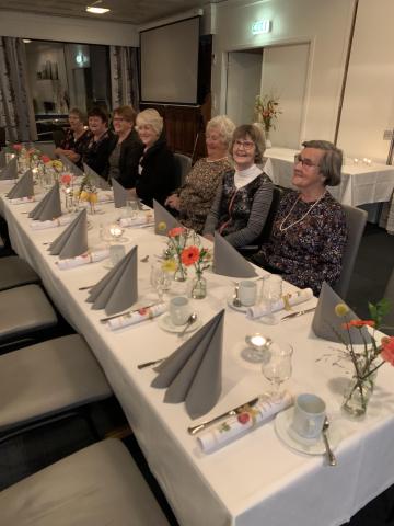 Borda dekka til jubileumsfest