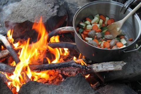 Suppe på bål