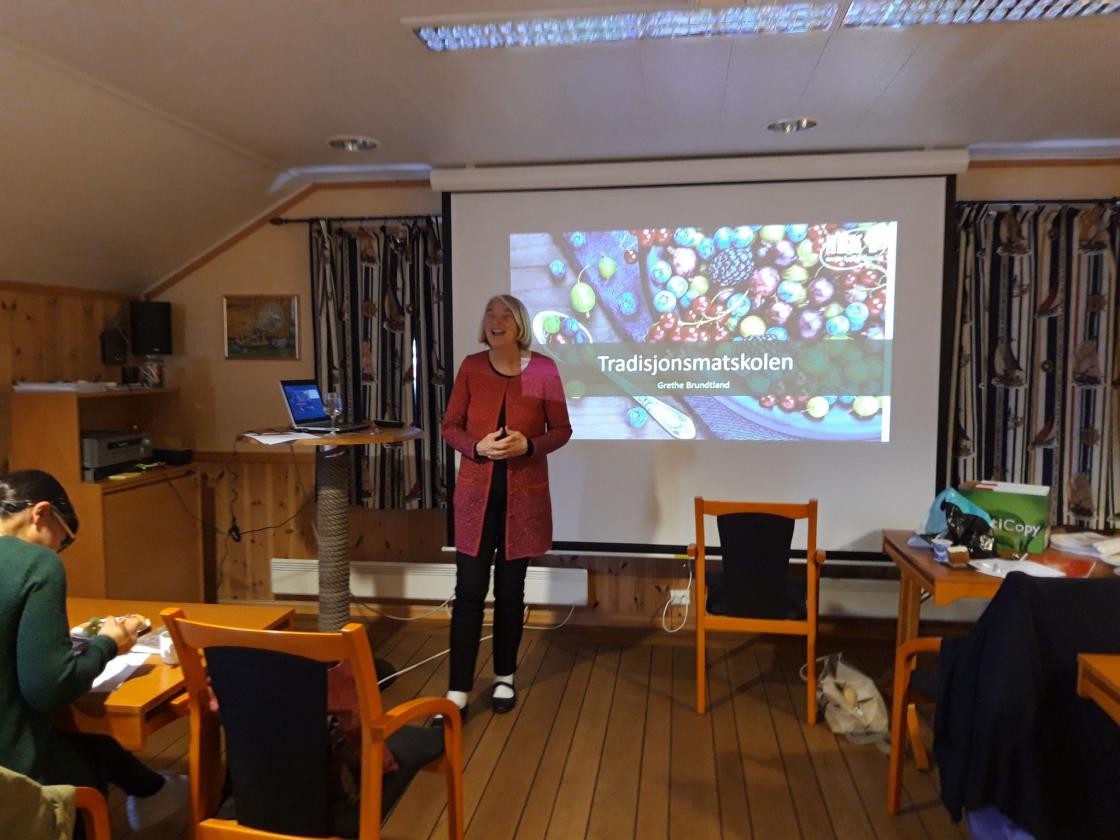 Grethe Brundtland, Styremedlem Norges Bygdekvinnelag