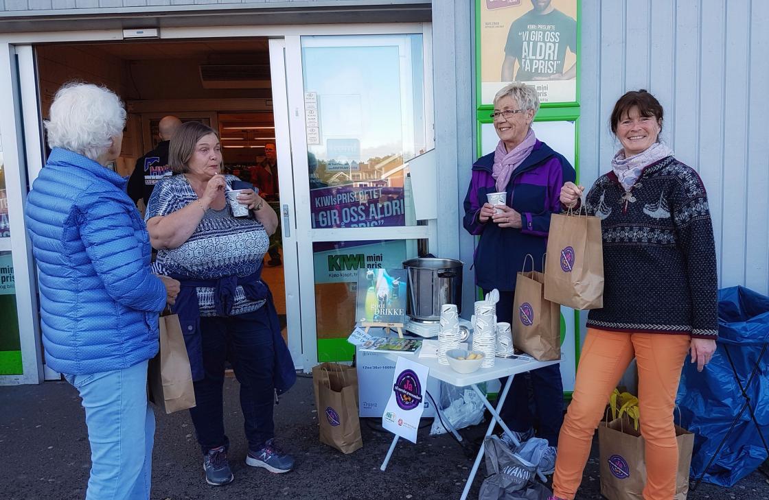 Oppfordrer de handlende til å spise mer av norske grønnsaker