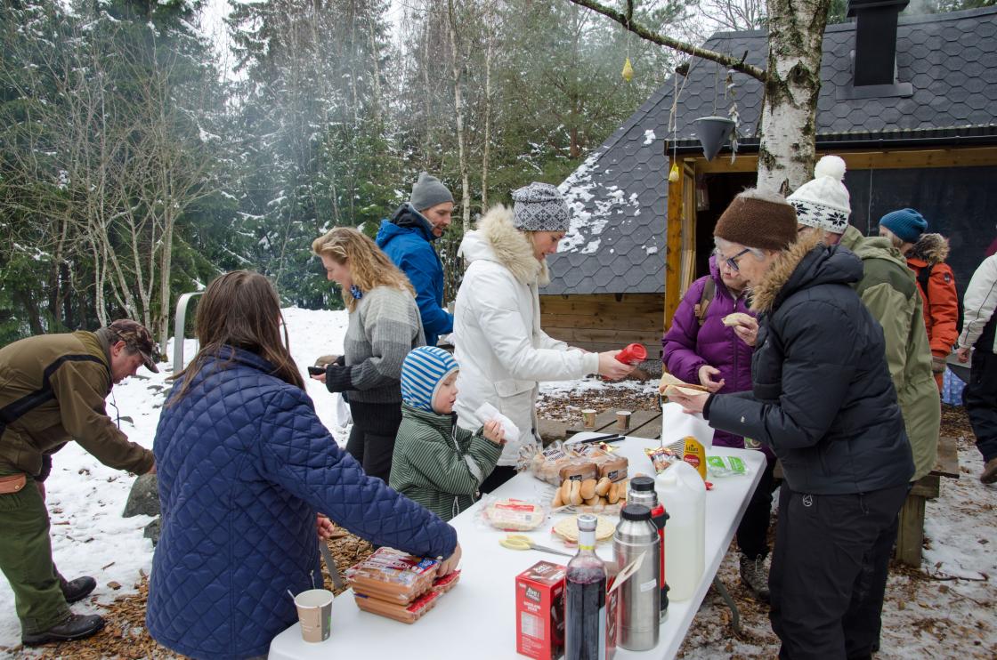Tid for grillpølser til folket