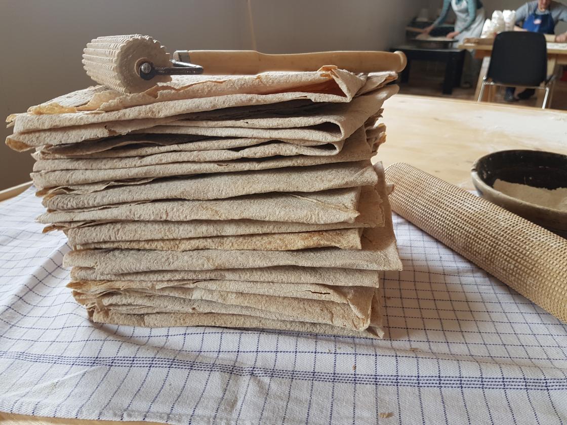 Ferdig steikte flatbrød  foto: Aud-Marit Netteland