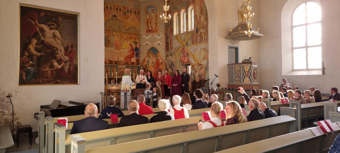 To barn til dåp i dag