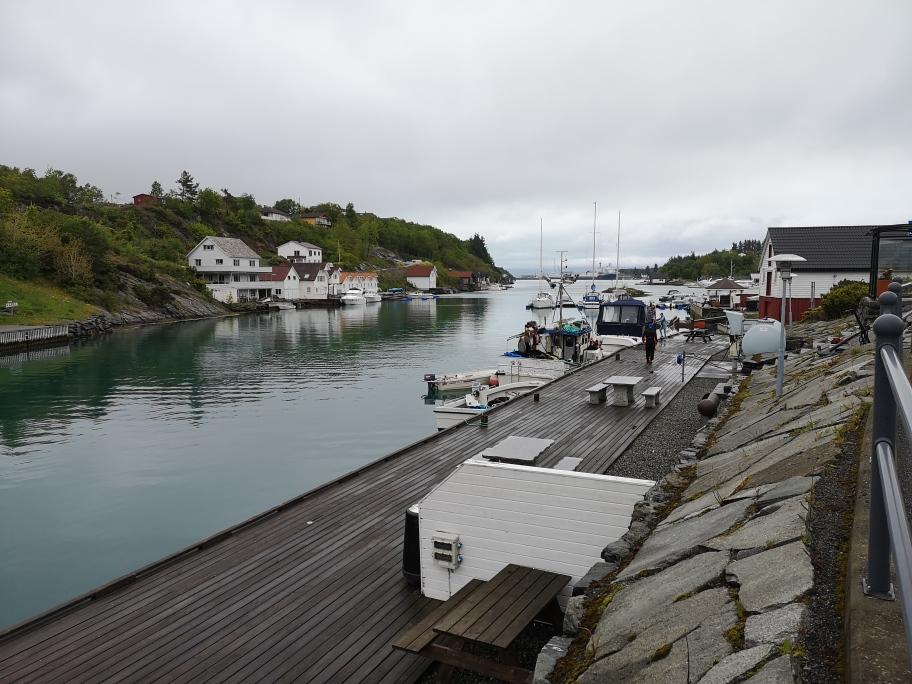 Frå hamna i Langevåg Frå hamna i Langevåg