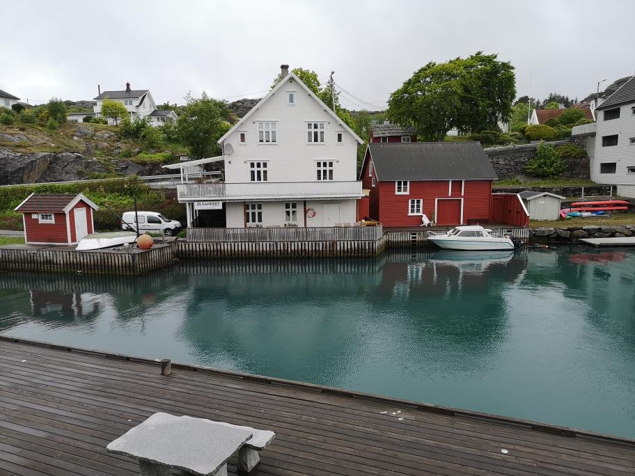 Frå hamna i Langevåg Frå hamna i Langevåg