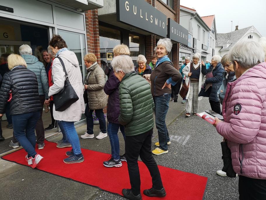 Vitjing hjå Gullsmio på Bømlo Vitjing hjå Gullsmio på Bømlo