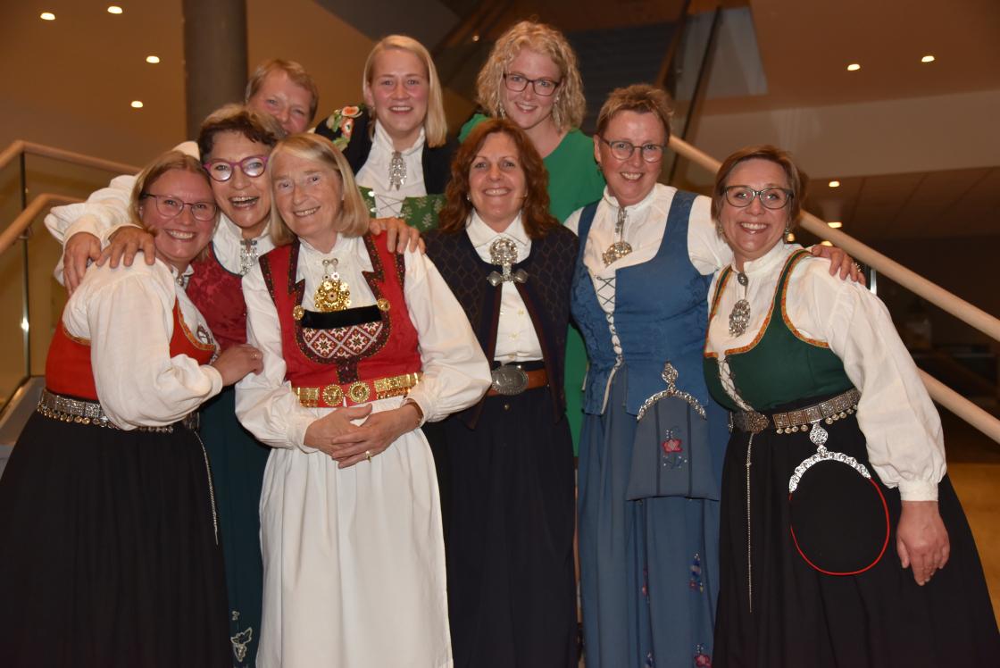 Takk til styret i Norges Bygdekvinnelag 2020-2022. Foto: Helle Cecilie Berger.