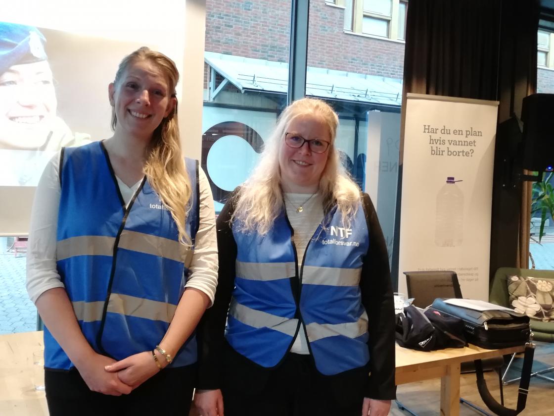 Jeanette og hennes medhjelper!