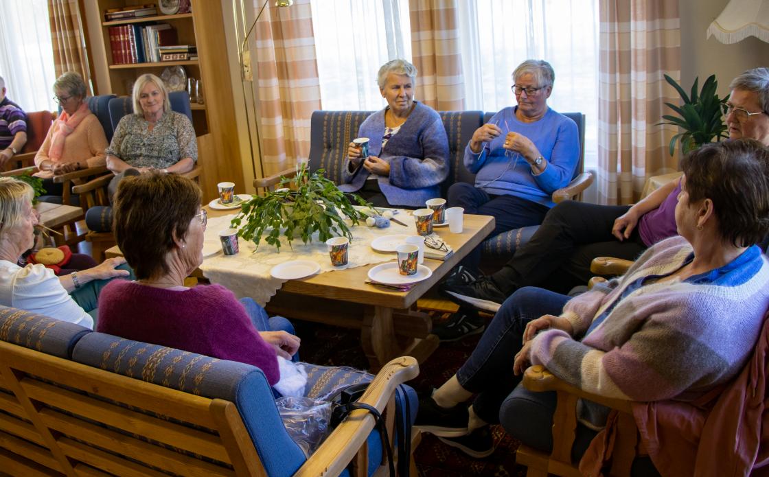 Den populære kafeen i Sira holder åpent fra klokka 11 til 13 hver torsdag. Foto: Daniel Tønnessen.