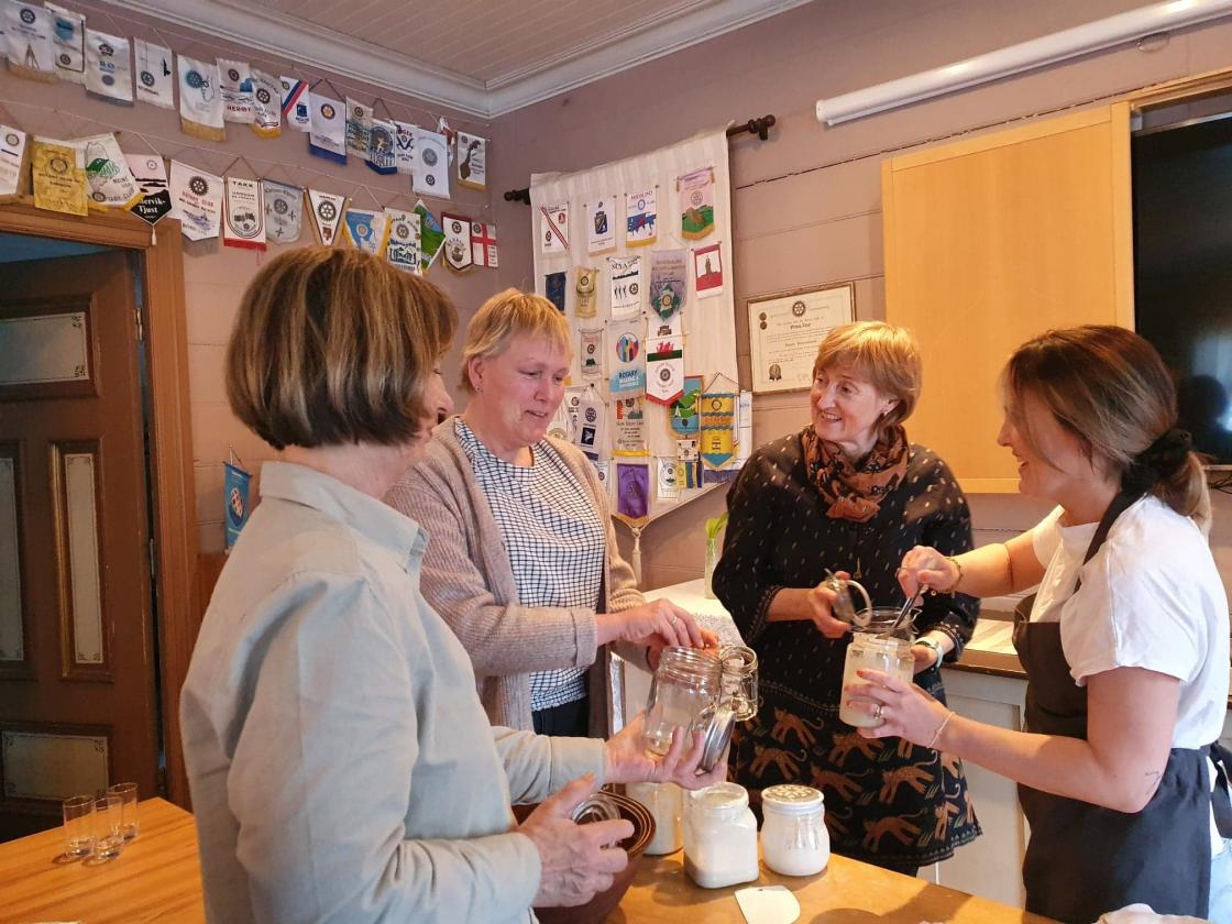 Surdeigskurs på medlemsmøte