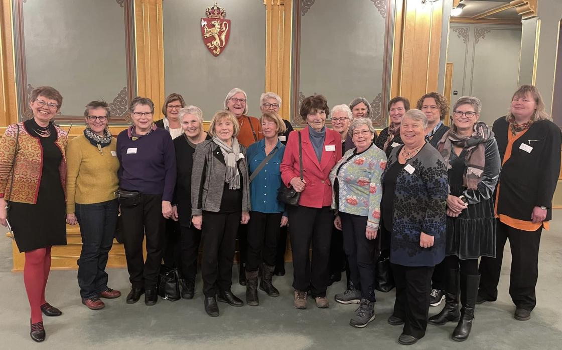 Hele balletten på plass i Lagtingssalen på Stortinget