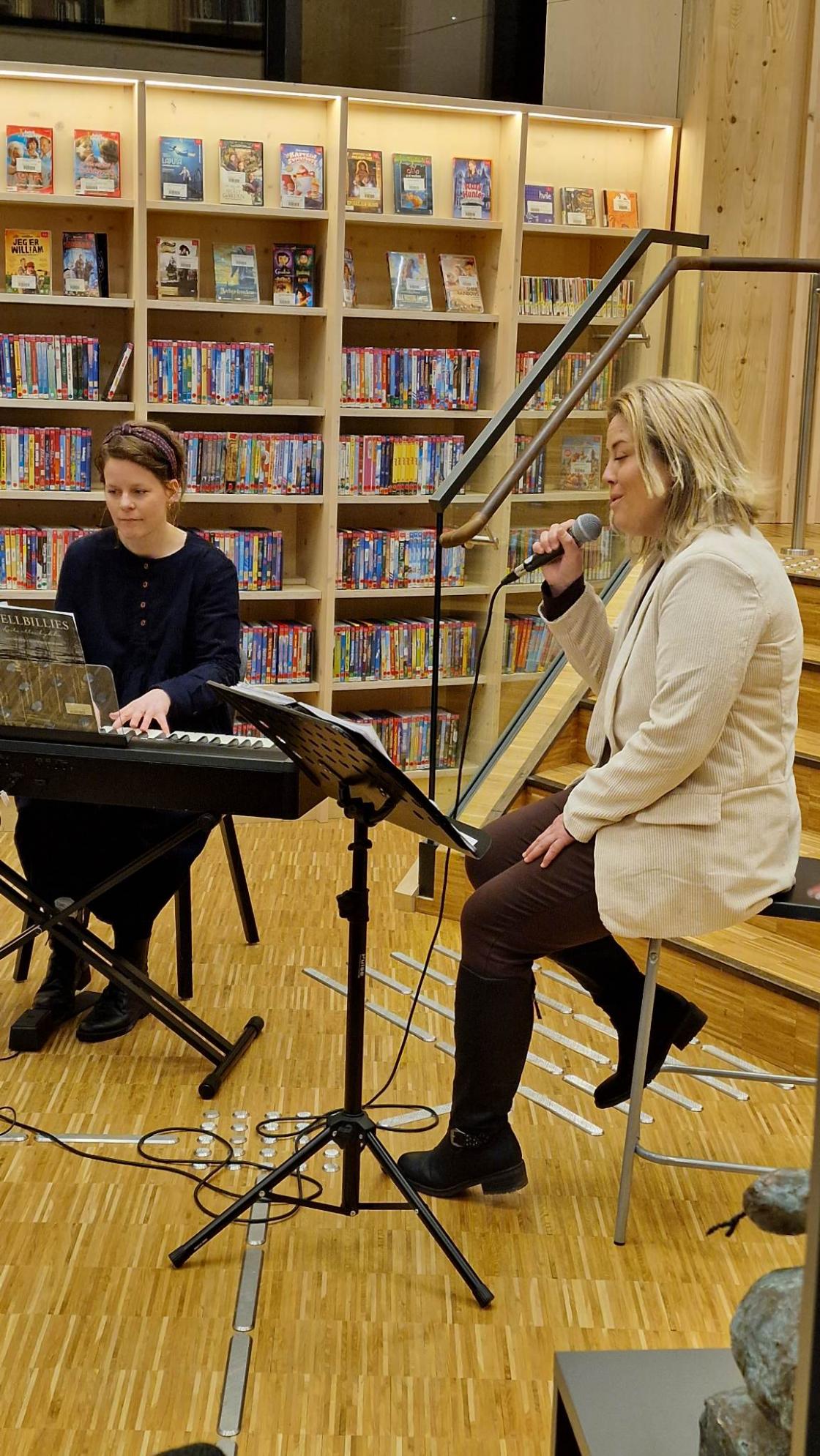 Lill-Hege Aas-Eng og Ida Grønningsæter