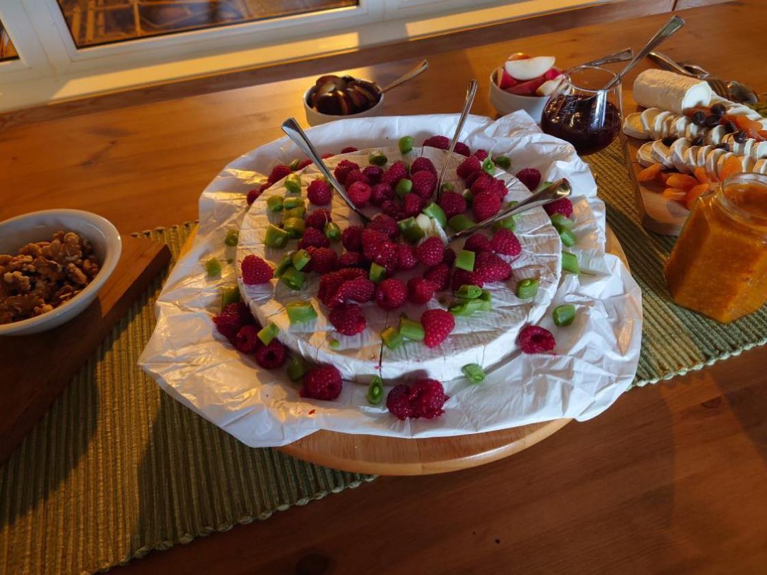 Brie og bringebær :)