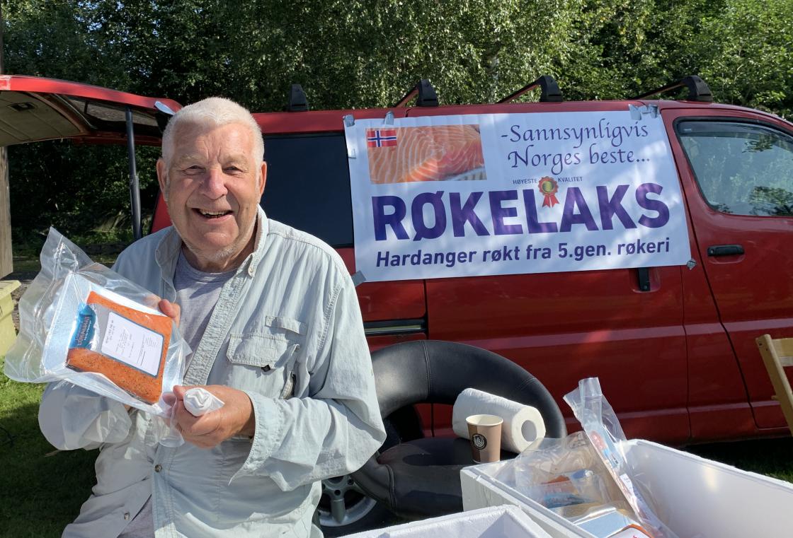 Den glade laks solgte rubbel og bit