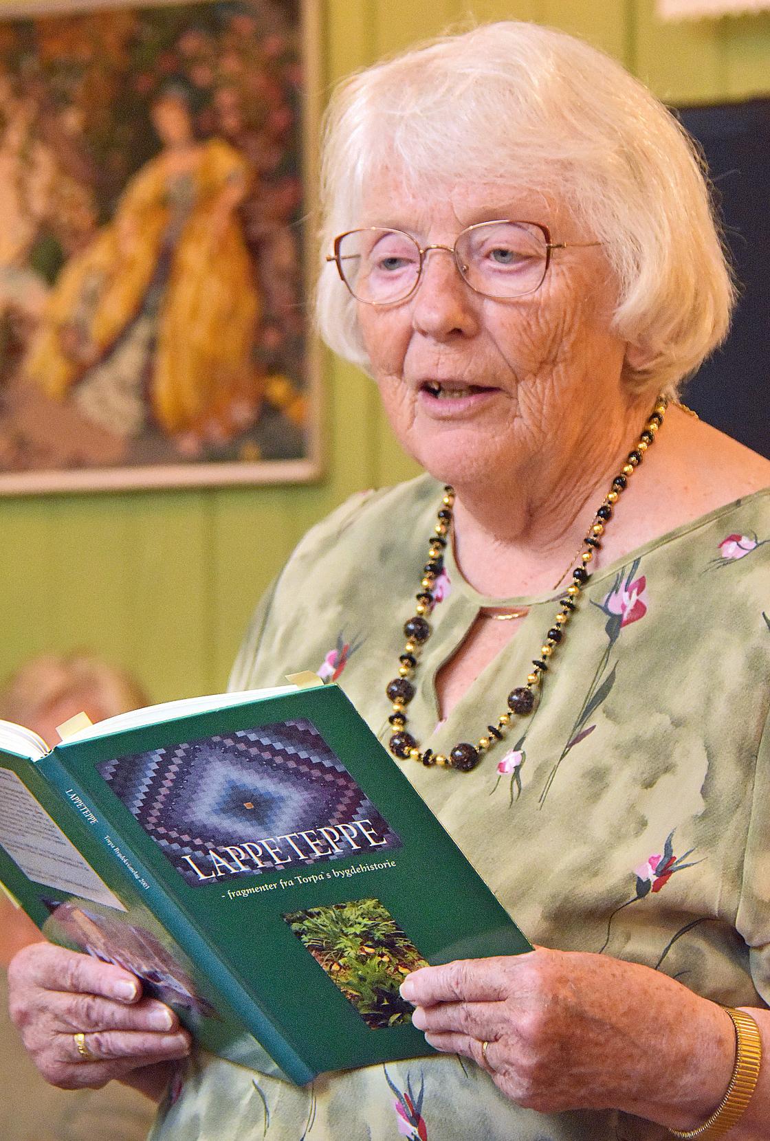 Veteranmedlem Kari Nordal trakk opp de historiske trådene. Foto: Halgrim Øistad.