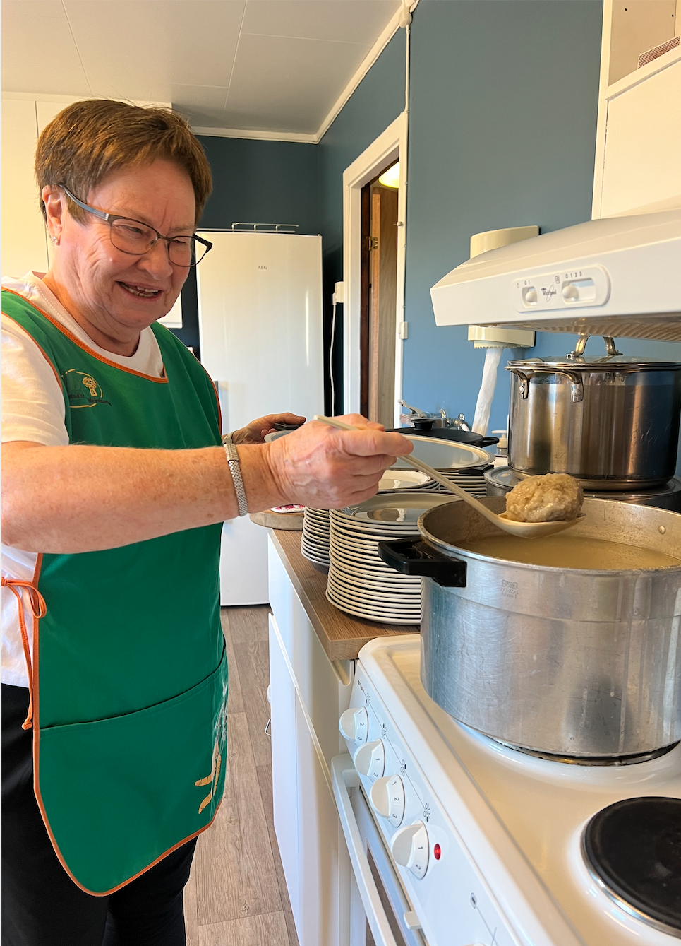 Marit er stolt over ballen sin