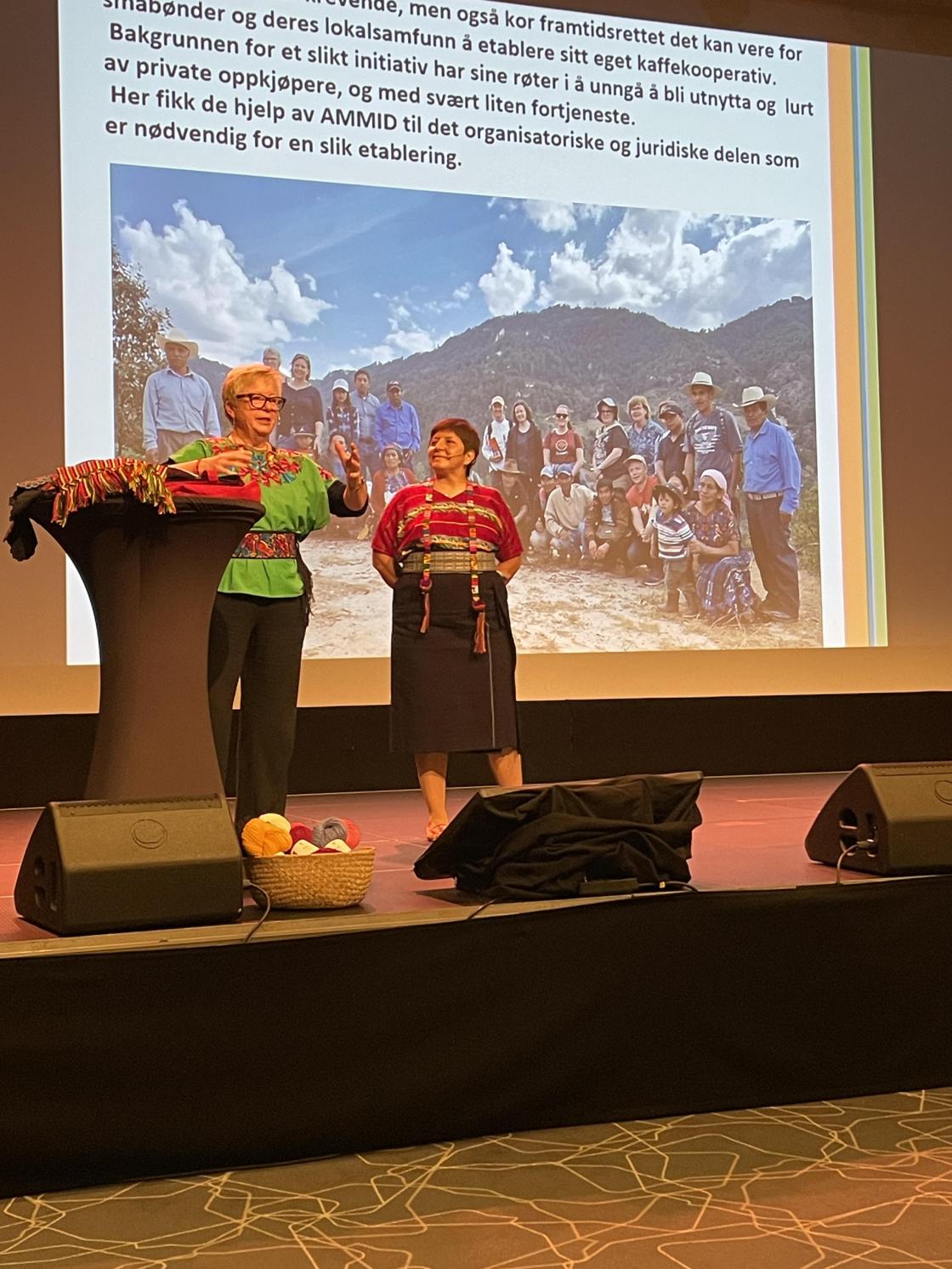 Med Bygdekvinnelaget i Guatemala