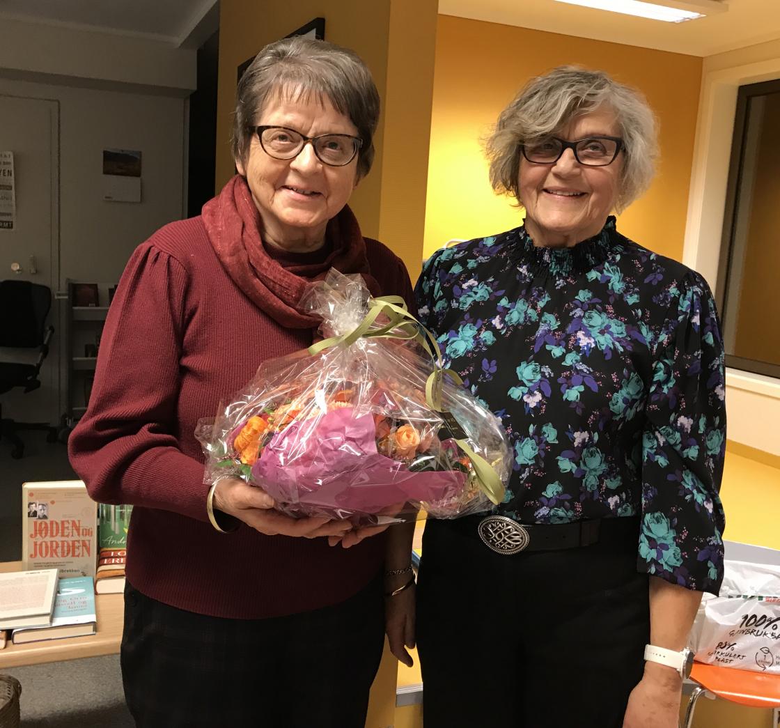 Imponerande! - Sunneva fekk takk frå søster Solveig for 23 år som skrivar!