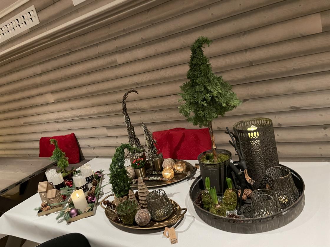 Diverse juledekorasjonar