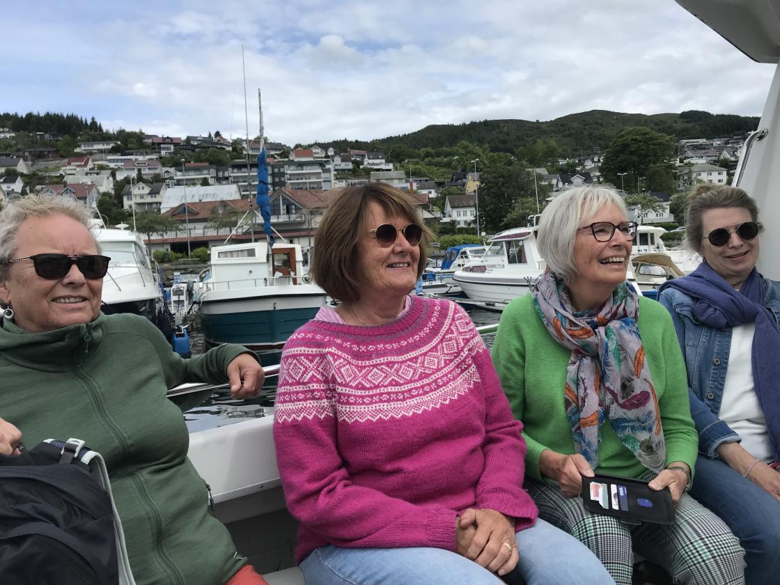 Fin båttur med vind i håret.