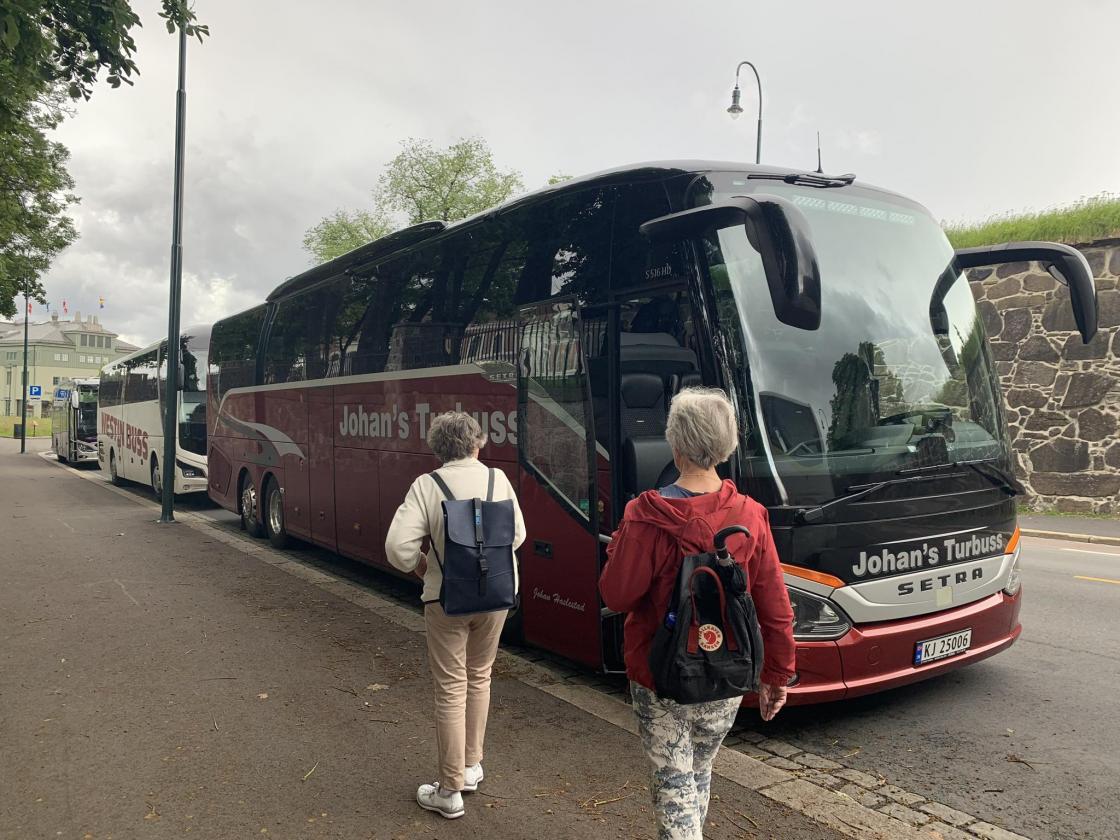"Bussen vår" på turen fra Johans Turbuss fraktet oss trygt hit og dit