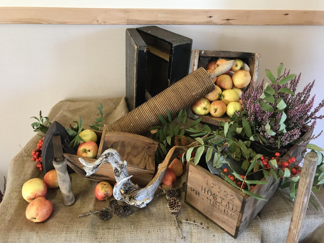 Flotte haustdekorasjonar fleire stader i huset.