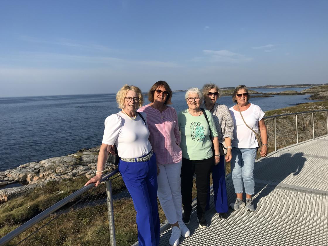 Valldalsdamene på Svevestien ved Atlanterhavsveien