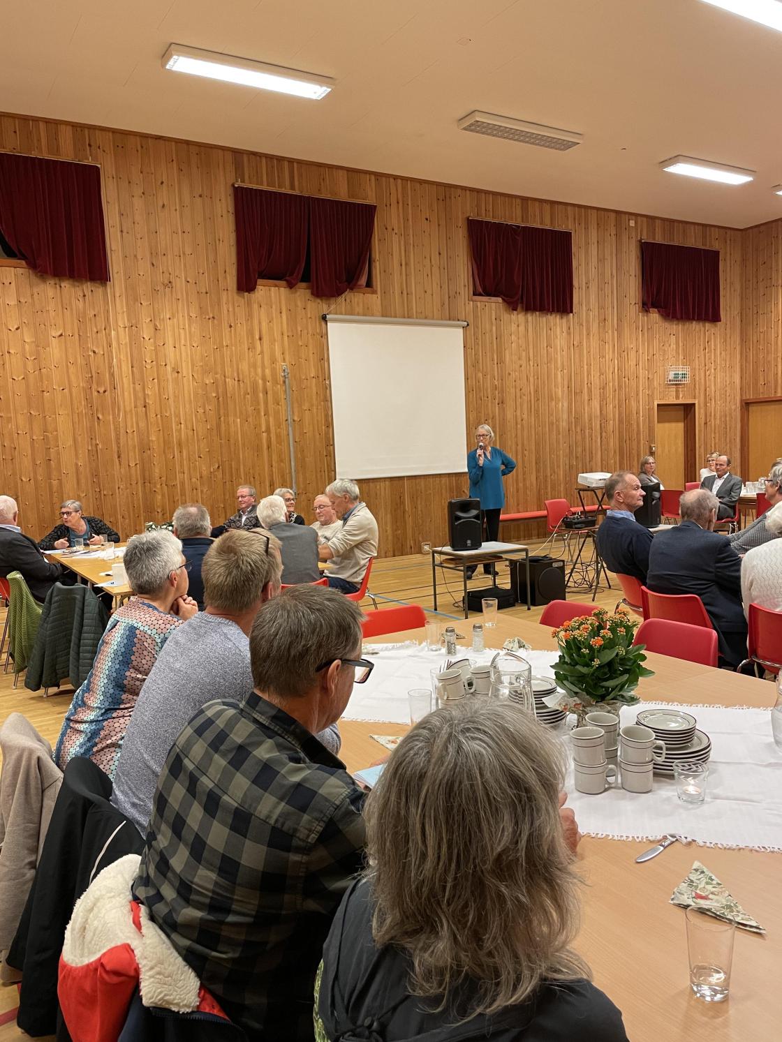 Wenche Taranger ledet festen.