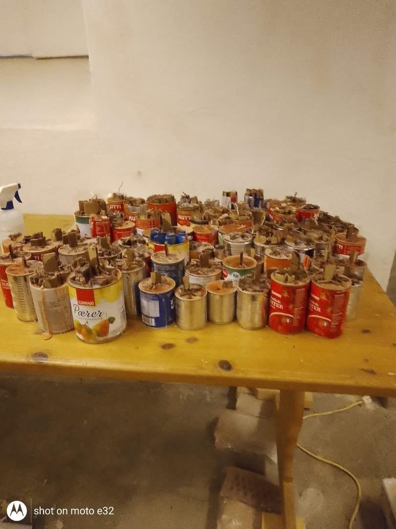 Vi lager fakler til soldatene i Ukraina