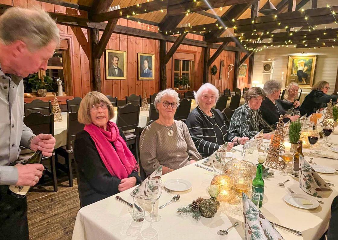 Her på Karlsvik Gård er maten uimotståelig god