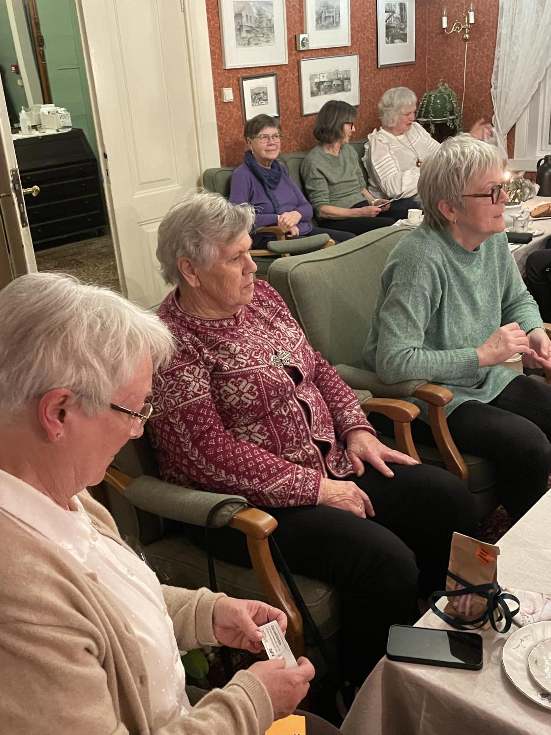 Mariann, Rigmor og Hilde.