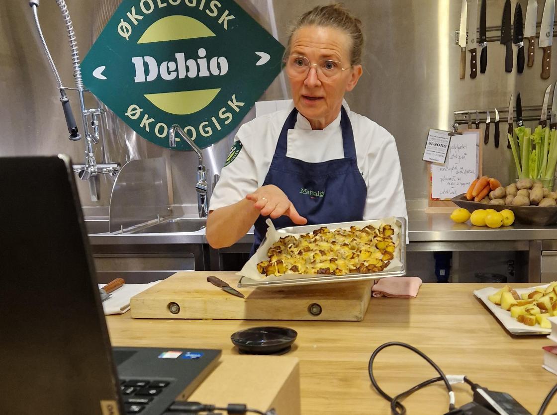 Kokk, matinspirator og kokebokforfattar Ann Kristin Møsth Wang.