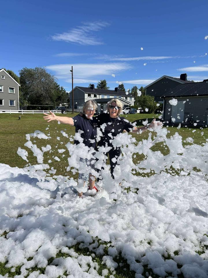 Dugnad på Skumparty for barn og unge