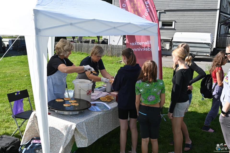 Dugnad på Skumparty for barn og unge