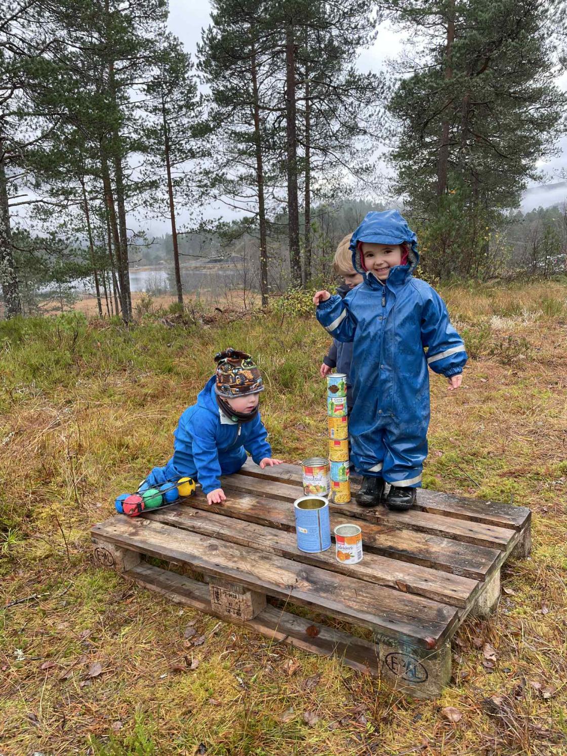 Kast på boks (eller stable boks)