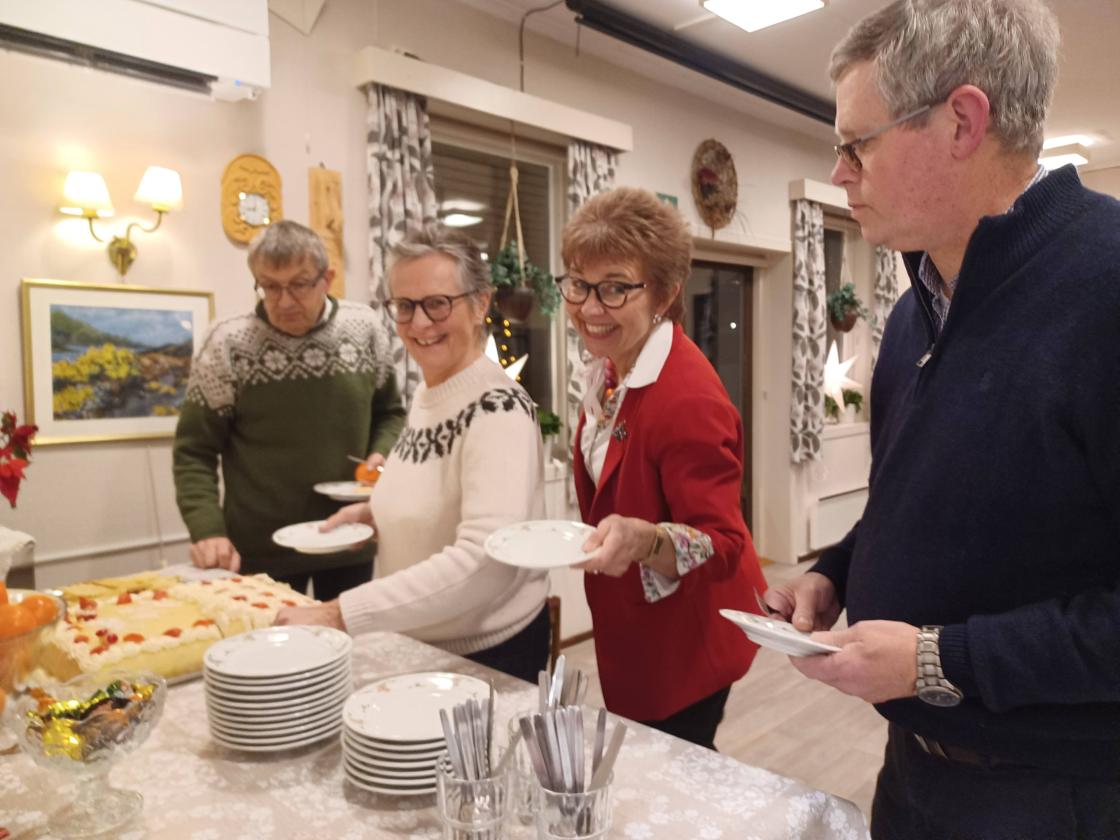 Torunn B Solbergs bløtkaker er vidgjetne og til alle søtmonsers glede et fast innslag på julemøtene våre