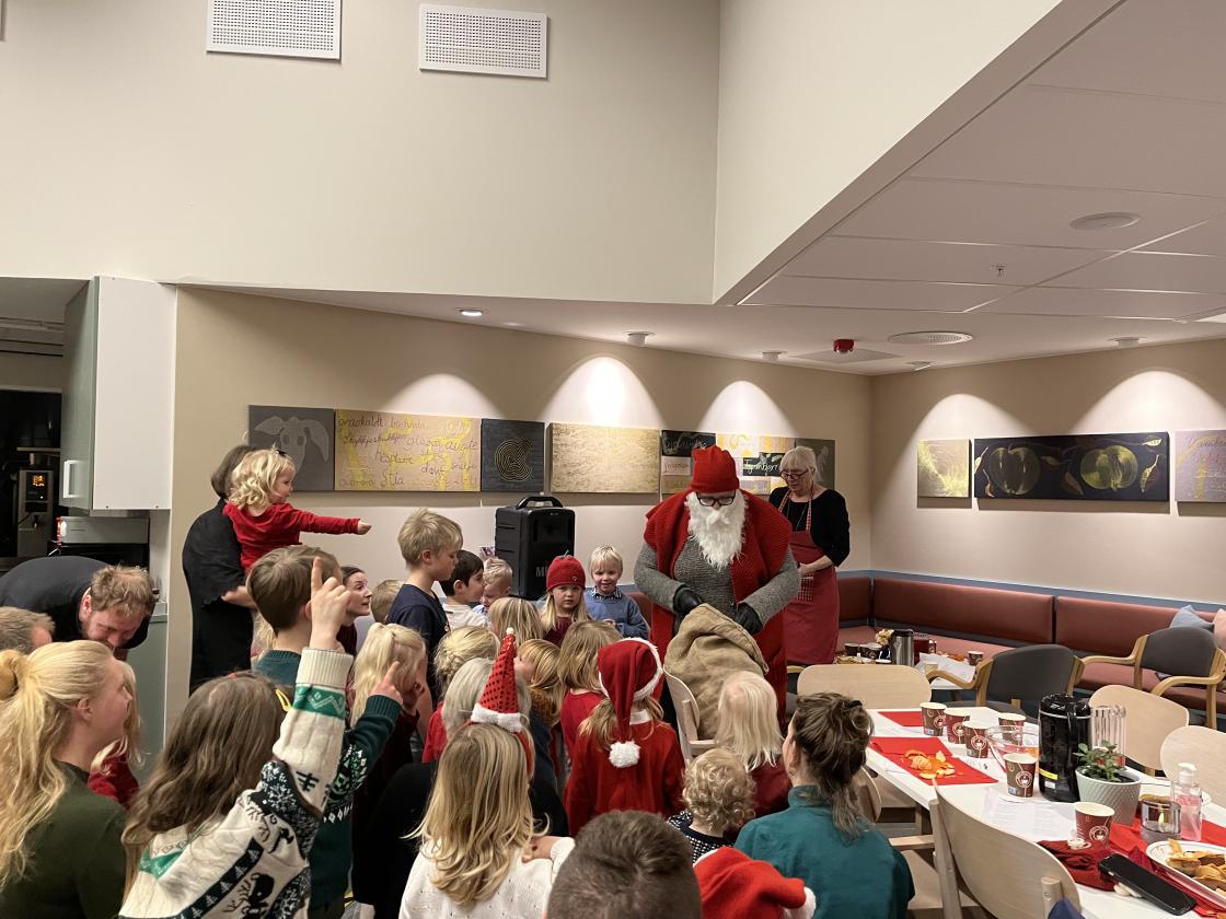 Og jammen kom nissen