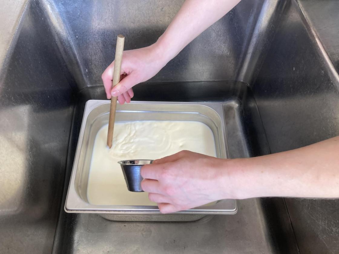 melkemasse får tilsetninger