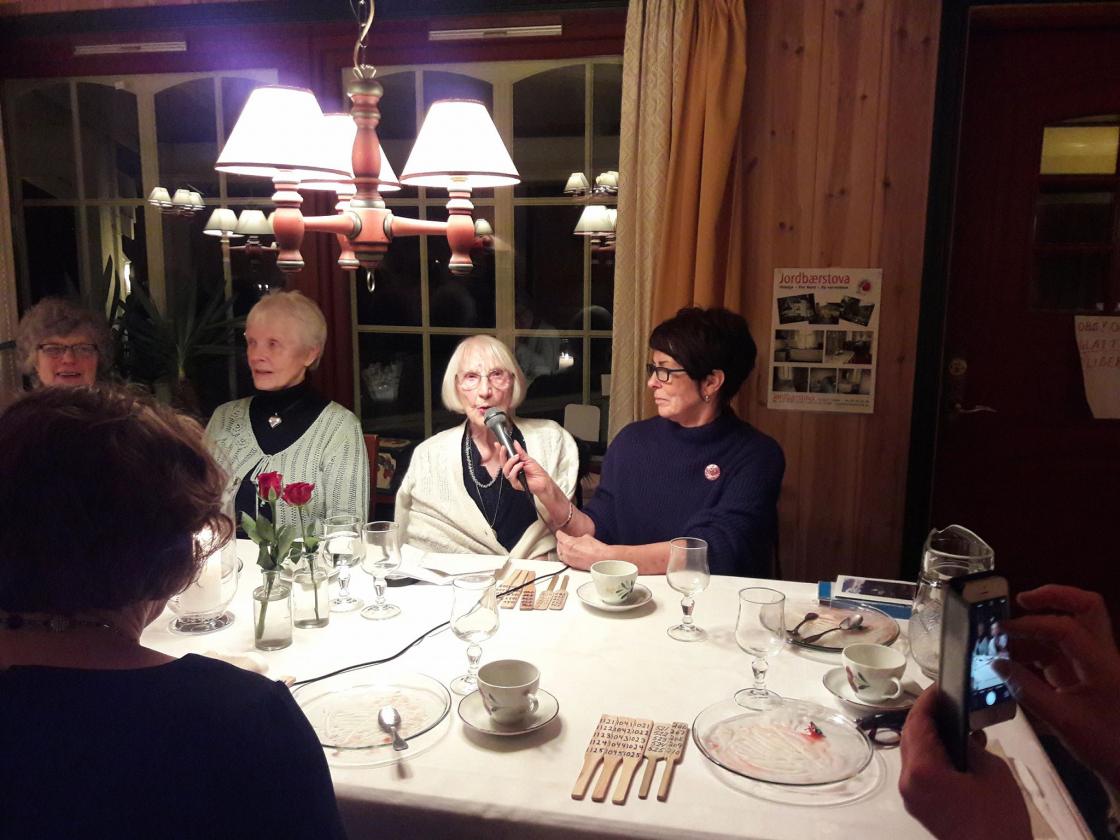 102 år Lilly Sandnes