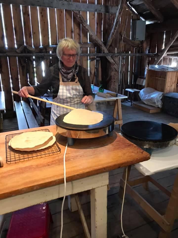 Flatbrød steking