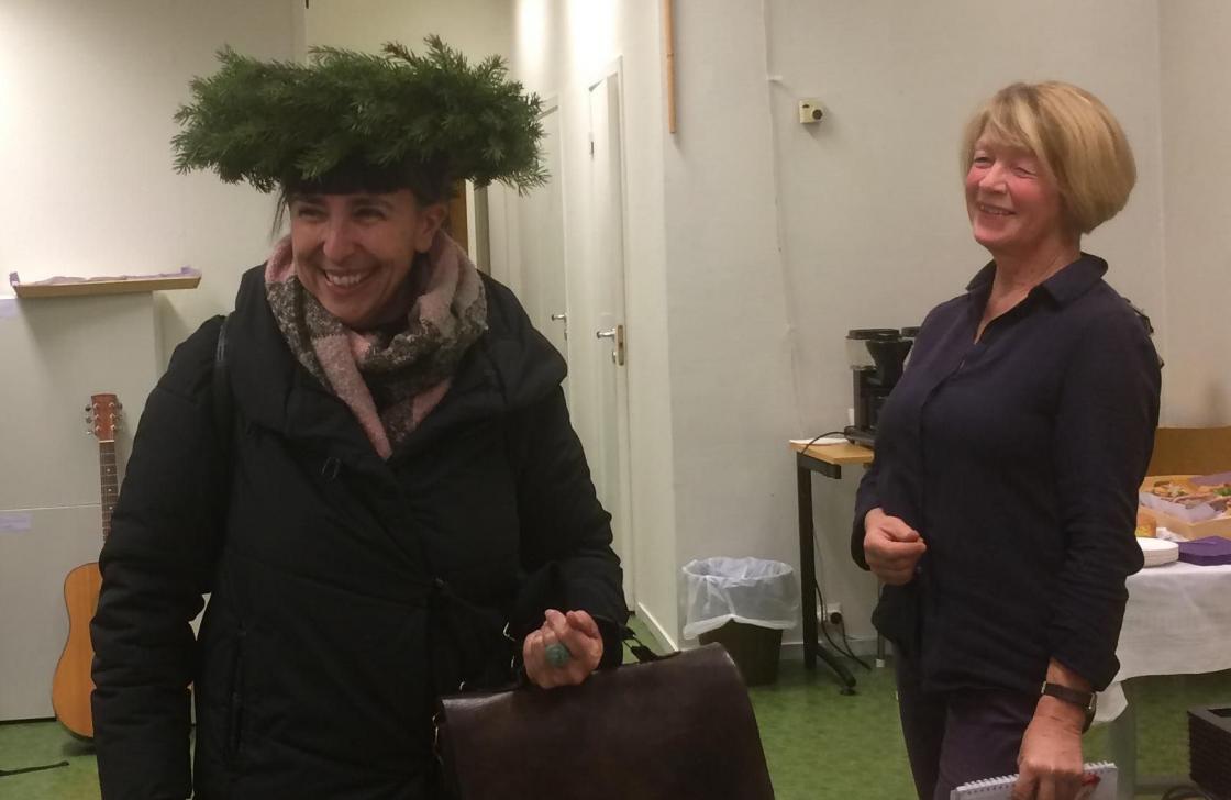 Sosan Asgari Mollestad og leder i Hillestad bygdekvinnelag, Marianne Løchen