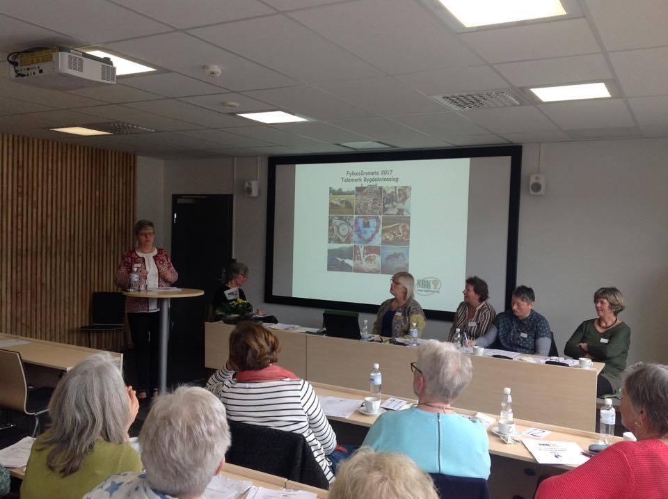 Irene Furulund med nytt frå Norges bygdekvinnelag