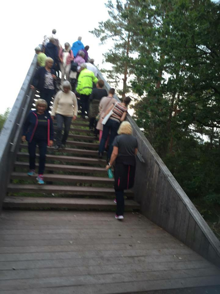 Og vi gikk opp himmeltrappa.