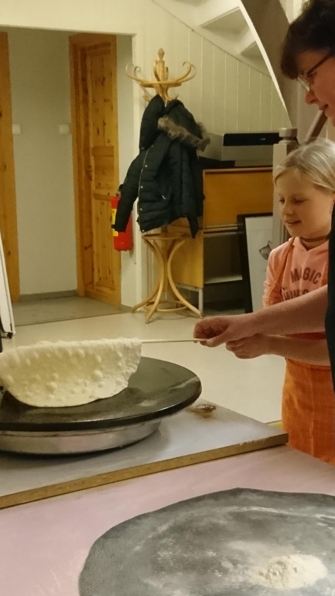 Lefsebaking 18. november 2017