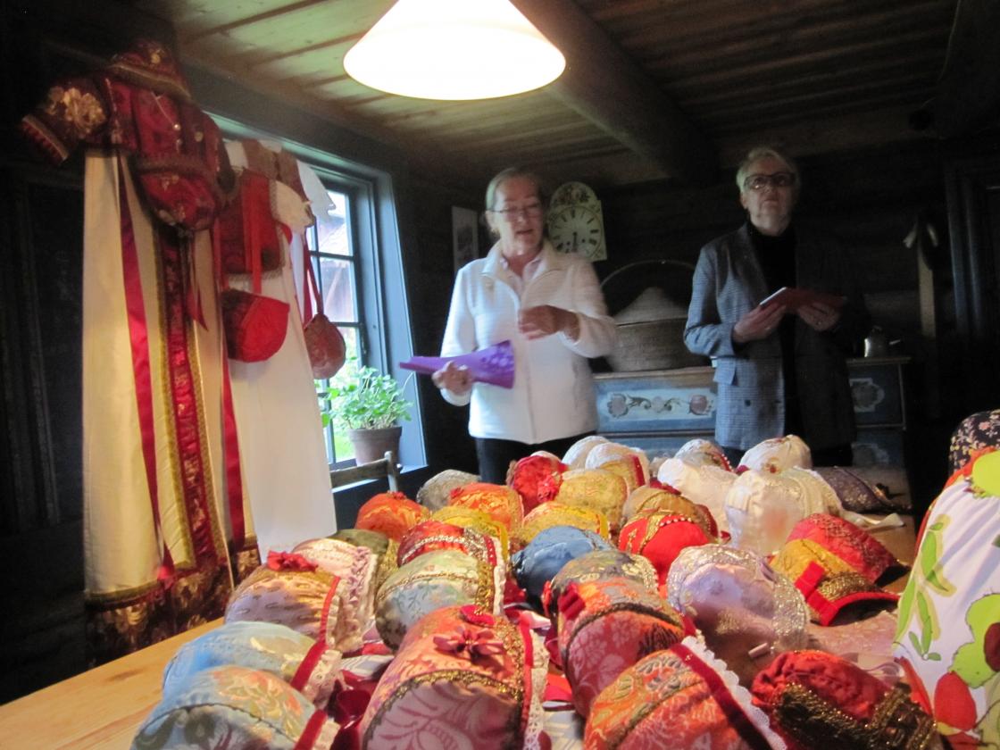 De fortalte om dåpstradisjoner